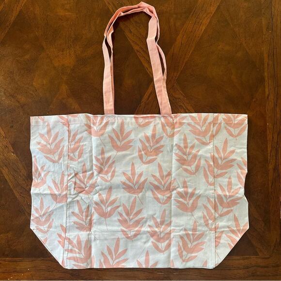 Lively Beach Tote - Picture 2 of 2